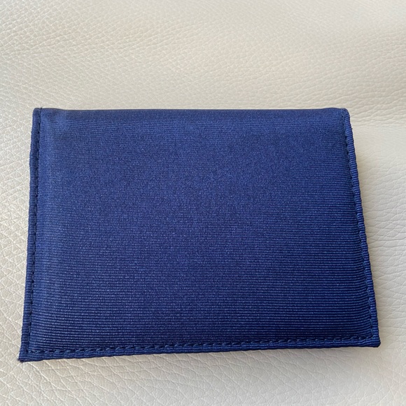 Sale🔥 Authentic Giorgio Armani Card Holder with Mirror - Picture 2 of 7